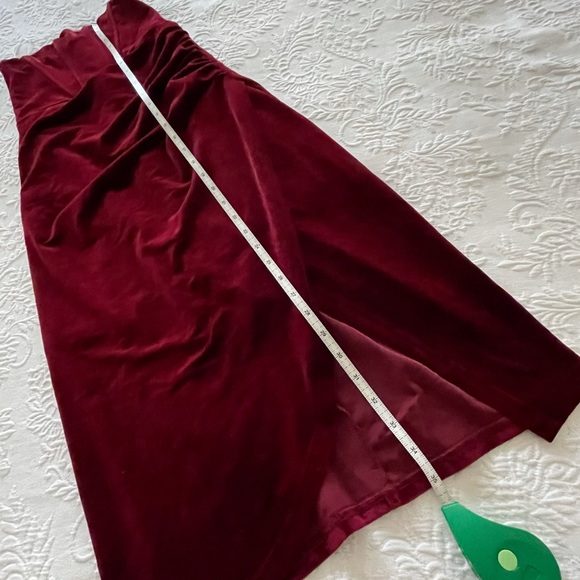 NWOT Lulus Glamorous Celebrations Wine Red Velvet Strapless Tulip Dress XSmall - Picture 5 of 6